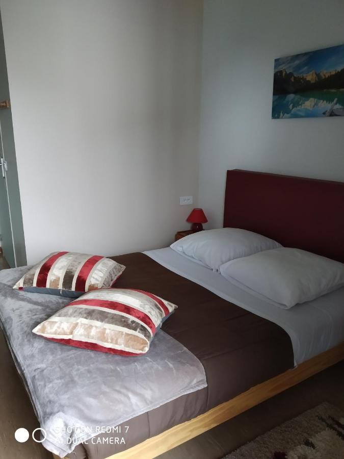 Chalet Hotel Les Marmottes 2 Etoiles Nn Montferrier ภายนอก รูปภาพ